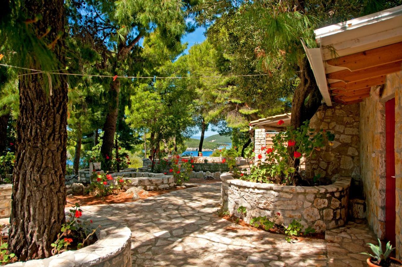 Captain Mike'S Villa Sivota  Bagian luar foto